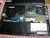 L'intérieur du MSI PS63 8RC, coque enlevée.