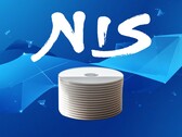 Logo de NIS America affiché au-dessus de disques PS5 vierges
