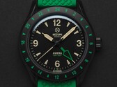La montre Nezumi Aviera est équipée d'un mouvement GMT automatique de calibre 9075 de Miyota (Image source : Nezumi Studios)