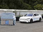 ZF a testé son système de freinage électrique sur un BYD Han EV, mais l'entreprise n'a pas encore confirmé son intention d'installer le système sur des véhicules de série. (Source de l'image : ZF)