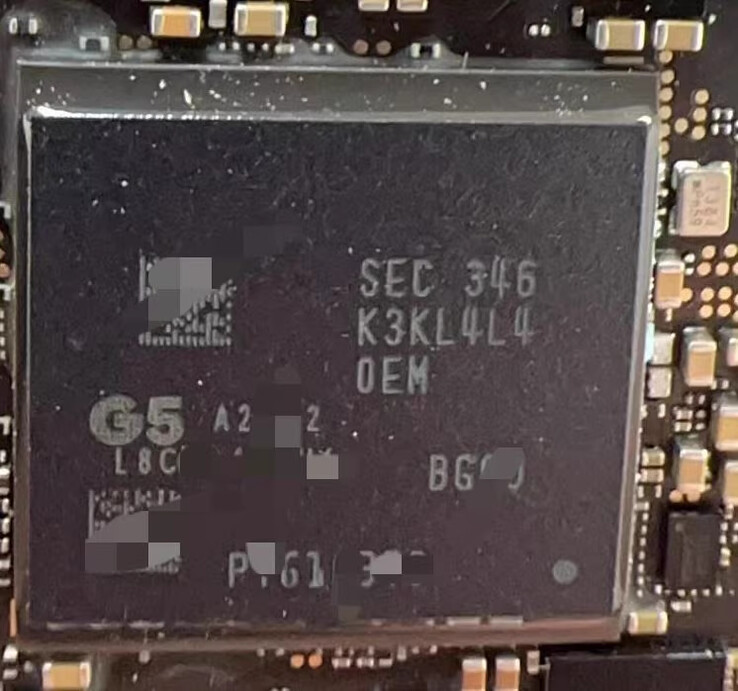 Gros plan sur le chipset Tensor G5 (Source : Goofish)