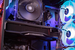 Les prochaines cartes graphiques d'AMD pourraient arriver au CES 2025. (Source de l'image : Notebookcheck)