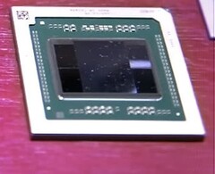 AMD présente en douce la puce Navi 32 non annoncée dans les présentations de Forbes. (Source de l&#039;image : Forbes)