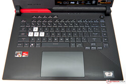 Le clavier et le pavé tactile du Asus ROG Strix G15 G513QY