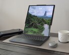 Le ThinkBook Plus Gen6 est doté d'un écran OLED de 16,7 pouces dans un format de 14 pouces (Image source : Notebookcheck)