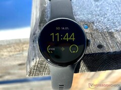 La Pixel Watch 4 offrira de nouvelles fonctions SOS ainsi que de nouvelles fonctions pour les amateurs de fitness, selon une fuite. (Source de l&#039;image : Notebookcheck)