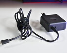 Le chargeur USB-C mural du Lenovo ThinkPad X9-15p Gen 1 Aura Edition