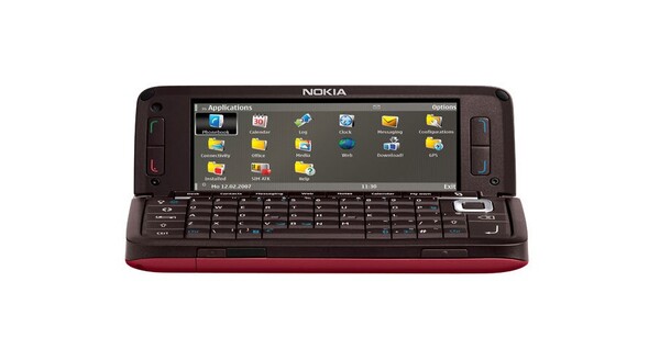 Lorsqu'il est ouvert, le Nokia E90 Communicator ressemble à un ordinateur miniature. (Source de l'image : Nokia)