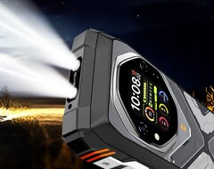 L'Oscal Tank 1 est doté d'une lampe de poche à double LED de 170 lumens. (Source de l'image : Oscal)