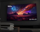 Le téléviseur QM8 de 115 pouces de TCL offre une luminosité de 5 000 nits. (Source de l'image : TCL)