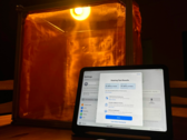 Applela géo-restriction des AirPods Pro 2 Hearing Health peut être contournée avec une cage de Faraday (Image Source : Lagrange Point on Substack)