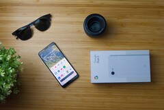 Les récents smartphones Google Pixel offrent des fonctions d&#039;urgence qui pourraient sauver des vies dans certains cas. (Source de l&#039;image : Luca - Unsplash)