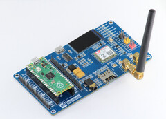 Le Pico 2G ajoute plus que la connectivité 2G au Pi Pico Raspberry. (Source de l&#039;image : SB Components)