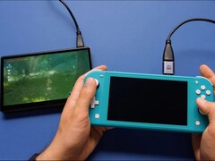 Une Nintendo Switch Lite modifiée transmet le jeu par HDMI à un écran externe (source d'image : Taki II via YouTube)