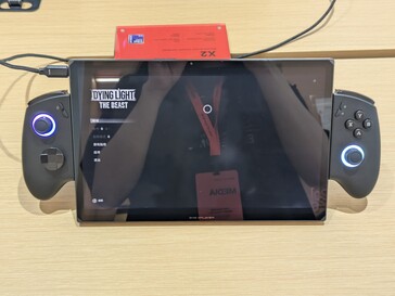 Le OneXPlayer X2 équipé de la carte graphique Intel Arc G3 Extreme