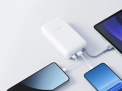 Xiaomi commercialisera le Power Bank 20000 (câble intégré) dans le monde entier. (Source de l'image : Xiaomi)