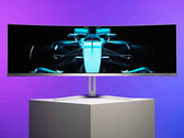 L'Evnia 49M2C8900L est nettement moins cher que l'Evnia 49M2C8900. (Source de l'image : Philips)