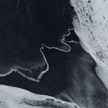 Une première fuite du fond d'écran du Pixel 11 Pro Fold montre son fond d'écran Moonlight, Lunar Tides