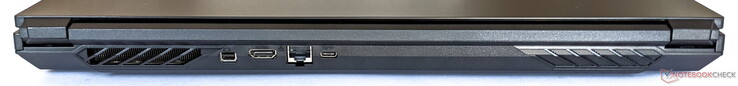 Dos : 1x Mini DP 1.4, HDMI, 2.5 Gigabit LAN, 1x USB-C 3.2 Gen 2 (incl. DP 1.4)