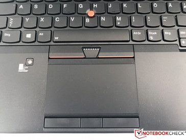 Touchpad et TrackPoint avec boutons dédiés.