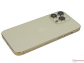 L'iPhone 14 Pro Max a une autonomie légèrement inférieure à celle de son prédécesseur. (Image source : NotebookCheck)