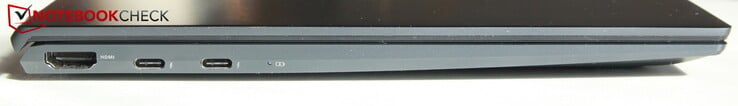 A gauche : HDMI 2.1, 2x USB-C Thunderbolt 4 incluant Power Delivery et DisplayPort