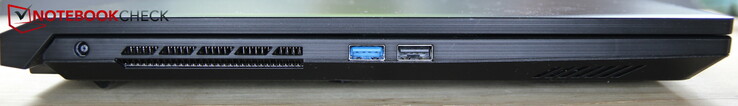 A gauche : alimentation, USB-A 3.0, USB-A 2.0