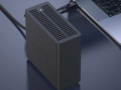 Le D4 est essentiellement un boîtier pouvant accueillir jusqu'à quatre disques SSD (Image source : TerraMaster)