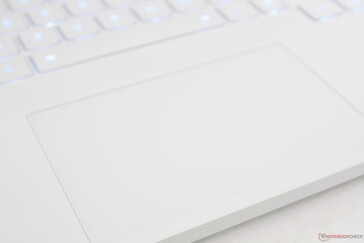 Le pavé numérique est bruyant et satisfaisant lorsqu'il est pressé, malgré sa petite surface