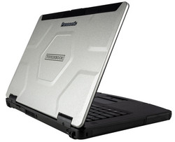 En test : le Panasonic Toughbook CF-54G2999VM. Modèle de test fourni par CUKUSA.com.