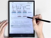 Les écrans en papier électronique pourraient être utilisés pour les écrans secondaires des appareils pliables de Apple. (Image Source : Hexus)