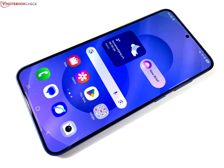 Samsung Galaxy S25+ (source d'image : Manuel Masiero)