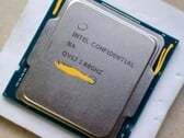 Échantillon d'ingénierie d'un Intel Core i9-11900 (Source : Wccftech)