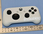 La nouvelle manette Xbox de Microsoft est relativement petite.