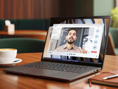 Le Dell Pro 5 Series 14 (P514265) est relativement léger pour un ordinateur portable de 14 pouces (1,35 kg).
