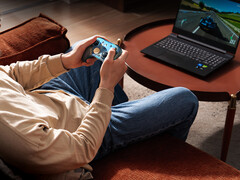 Le GameSir G7 Pro Wuchang : Fallen Feathers Edition prend en charge le réveil en une pression avec les consoles Xbox compatibles. (Source de l'image : GameSir)