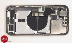L&#039;iPhone 14 Pro Max n&#039;est pas si facile à réparer. (Image source : PBKreviews)