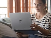L'OmniBook X Flip 16 sera bientôt disponible avec les processeurs Intel Panther Lake, modèle actuel en photo. (Source de l'image : HP)
