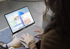 Le Surface Laptop Go 3 devrait être plus puissant et plus efficace que son prédécesseur, illustré. (Source de l'image : Microsoft)