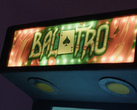 Logo Balatro sur une borne d'arcade