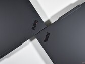 Le Lenovo ThinkPad T14 Gen 6 et le Lenovo ThinkPad T14 Gen 7.