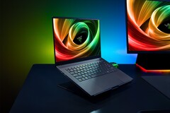 Le Razer Blade 14 2025 s&#039;impose comme un concurrent de premier plan malgré sa petite taille et sa finesse (Image source : Razer)