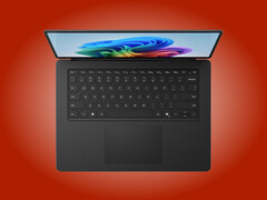Le Surface Laptop 8 15 pouces ne dispose pas d'un pavé numérique dédié, contrairement à certains ordinateurs portables de 15 ou 16 pouces.