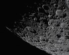 Une image représentant la surface de la Lune.