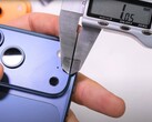 Zack Nelson, testeur de durabilité, affirme que le "Scratchgate" sur l'iPhone 17 Pro est réel et qu'il est exclusivement dû à Apple. (Source de l'image : JerryRigEverything)