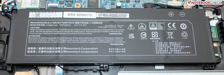 La batterie a une capacité de 53,35 Wh.