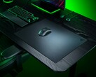 Tapis de souris en verre Razer Atlas Pro présenté sur le bureau
