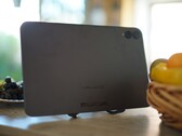 La Teclast T65 est assez grande et offre un certain nombre de fonctionnalités que l'on trouve généralement sur des tablettes beaucoup plus chères