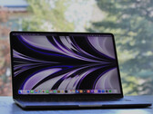 Le MacBook Air 15 pourrait n'être qu'une version plus grande de son homologue de 13,6 pouces. (Source de l'image : James Yarema)