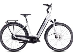 Supreme RT Hybrid Comfort EXC 625 : Vélo électrique doté d&#039;un moteur central et de nombreuses fonctionnalités. (Source de l&#039;image : Cube)